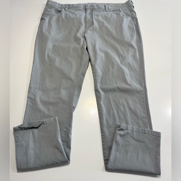 RHONE Other - Rhone Mens Everyday Five Pocket Pants Gray Size 40X32 Golf Classic Straight Leg